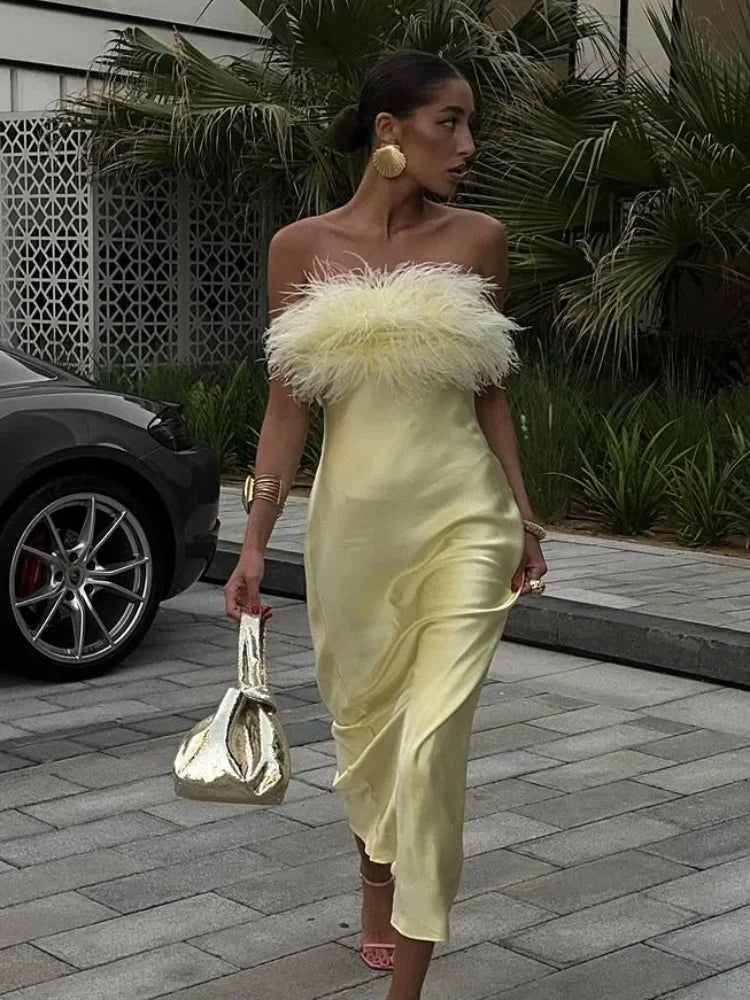 Fashion High Waist Yellow Feather Splicing Long Gown Chic Summer Sleeveless Dress Women Elegant Satin Strapless Party Robes 2025