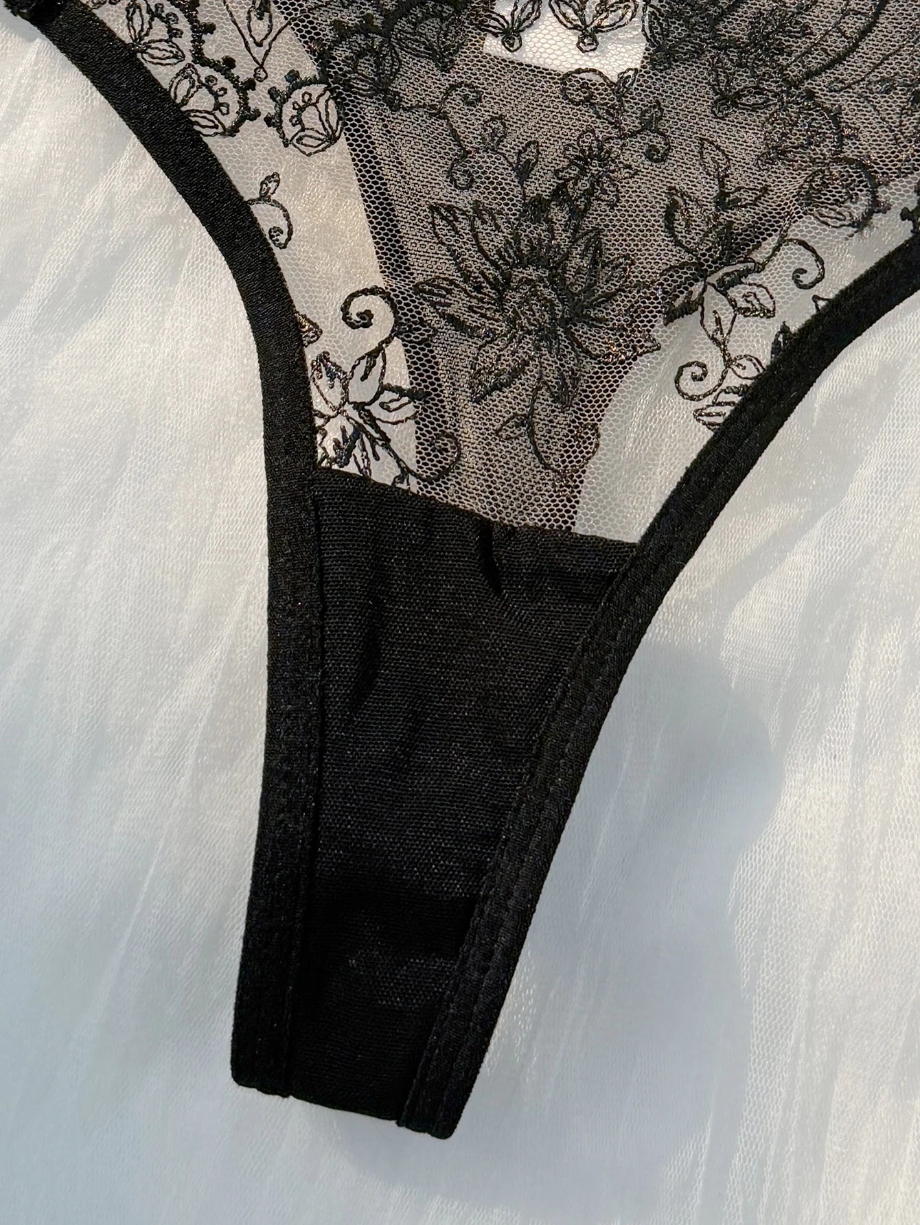 2-piece women's black comfortable lightweight bow semi transparent lingerie set